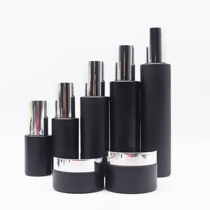 20ml 30ml 50ml 60ml 80ml 100mL 120ml Botella de vidrio de loción negra personalizada vacía con tapa de bomba de suero Juego de cosméticos 30g 50g Botes de crema - Product Image 1