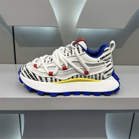 2024 nuevos zapatos deportivos informales con aumento de suela gruesa de superficie de malla transpirable para hombres