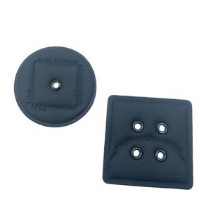 תגית רקומה בהתאמה אישית, תלת מימד, מעור PVC, לתפירה על כובעים ובגדים - Product Image 1