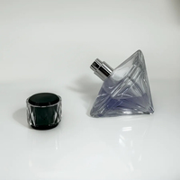 Hochwertige 70ml Luxus-Parfüm flasche mit Pyramiden-Design Kegelform Flache Oberfläche Siebdruck Luxus Köln