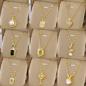 Collier en acier inoxydable plaqué or 18 carats anti-ternissement avec pendentif croix, cœur, papillon en zircon, collier de perles pour femme, cadeau de bijoux - Product Image 2