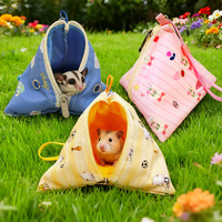 Sac de jeu portable en polyester léger pour hamster Sugar Glider, respirant, chaud, nid triangulaire pour l'extérieur