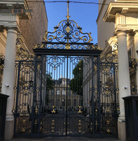 Foshan Usine Livraison Château Porte et Clôture Électrique En Fer Forgé Viila Gates European Manor Gate Design