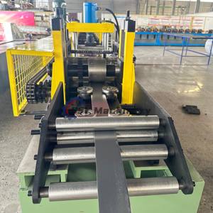 U-förmige Pfettenprofil-Stützrollformmaschine Pfettenprofil-Stützrollformmaschine - Product Image 5