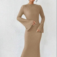 Robe longue décontractée à manches longues et à ourlet sirène pour femmes, couleur unie, respirante avec taille naturelle pour la saison d'automne