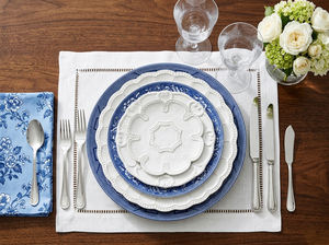 Assiettes <span class=keywords><strong>de</strong></span> présentation <span class=keywords><strong>de</strong></span> mariage gaufrées en céramique, style dentelle vintage festonnée, vente en gros, pour événements, location et fournitures <span class=keywords><strong>de</strong></span> traiteur, lot <span class=keywords><strong>de</strong></span> 4 - Product Image 4