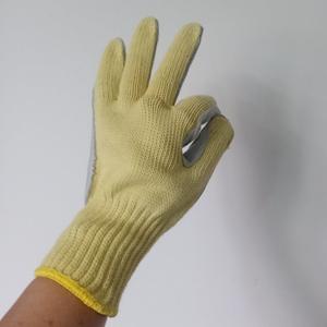 Gants en cuir aramide résistants aux hautes températures, résistance au coupure de niveau 5, résistance à l'usure, ambidextres, jaunes, pour usage en laboratoire - Product Image 2