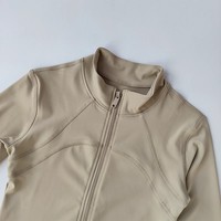 Vêtements de sport pour femmes de qualité Veste de yoga à fermeture éclair complète Vestes de fitness avec trou pour le pouce