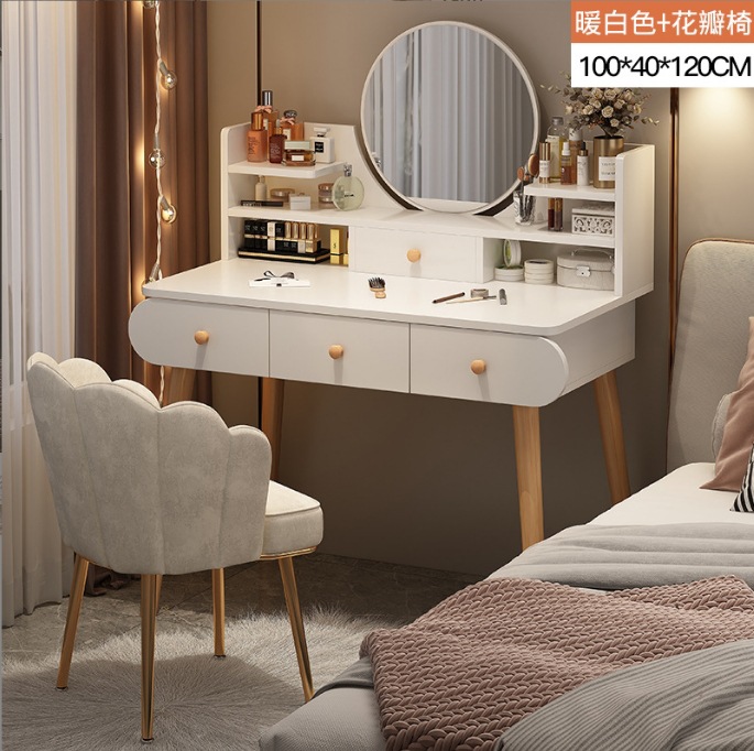 100cm warm white without lights + petal chair