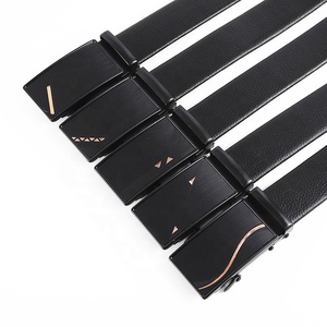 <span class=keywords><strong>Cinturones</strong></span> de <span class=keywords><strong>hombre</strong></span> de varios estilos con cinturón de hebilla de cuero de PU automático de hierro a precio barato <span class=keywords><strong>para</strong></span> Jeans regalo de padre - Product Image 4