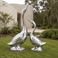 Spiegelpolierte Edelstahl-Gans-Skulptur für Außenbereich Polierte Metall-Vogelstatue für Garten Rasen Villa Hotel Landschaftsdekoration