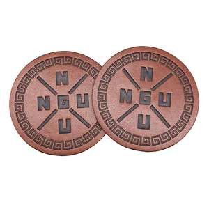 Nhà Máy biểu tượng tùy chỉnh Debossed da tên các bản vá lỗi vòng Phù Hiệu da - Product Image 4