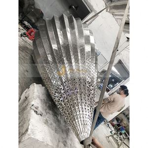 Escultura Art Deco de Acero Inoxidable Pulido a Espejo, Impermeable, Multifuncional y Duradera para Arte Público, Arquitectura y Exteriores - Product Image 3