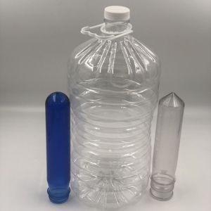 Botella de agua desechable para uso en mascotas, botella de agua con preformas de 180g, 210g, 250g, 300g, 350g, 48mm, 55mm, cuello para 10L, 12L, 15L - Product Image 1