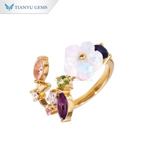 แหวนทองคำขาว 18K สำหรับผู้หญิง Tianyu Gems ประดับโอปอลสังเคราะห์และพลอยสีสังเคราะห์จากห้องปฏิบัติการ เครื่องประดับอันหรูหรา - Product Image 1