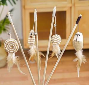 Entretenido Cat Chew Toys Teaser Sticks con Little Mice Bells para gatitos para quemar calorías hechas de sisal - Product Image 2