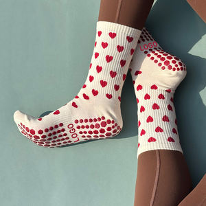 Calzini sportivi in cotone anti-sudore con stampa a cuore personalizzata con polsino a maglia antiscivolo per danza Fitness e Pilates - Product Image 6