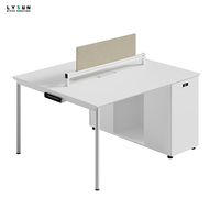 Bureaux de travail modernes en bois MFC convertibles pour 2 à 8 personnes, pour les espaces de travail ouverts, pour les bureaux et les hôpitaux