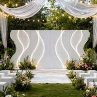 Panneau de fond LED Ondulé Moderne Blanc Illuminé pour Mariage, Écran de Décoration Personnalisée pour Événements, Affichage Décoratif de Mariage