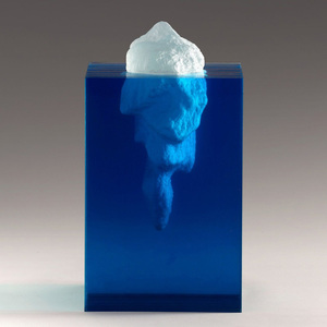 Scultura in Resina Trasparente Fatta a Mano a Forma di Iceberg, Eco-compatibile, Arte Marina Subacquea, Decorazione Personalizzabile - Product Image 4
