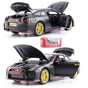 Escala 1/32 <span class=keywords><strong>GTR</strong></span>, juguetes fundidos a presión abiertos de cuatro puertas, coche de Metal de plástico, modelo de aleación extraíble con sonido y luz - Product Image 2