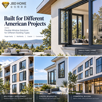 Fenêtre à battant moderne avec triple vitrage isolant, quincaillerie verrouillable, certifiée Energy Star, pour façade de bâtiment au sol orientée vers la rue
