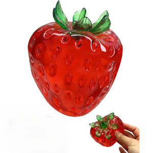 Jouet Squishy en Forme de Fraise Texture Vaseline, Doux et Moulable, Anti-Stress, pour Bureau, Vente en Gros, Cadeau Anti-Anxiété - Product Image 4