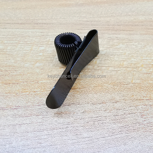 <span class=keywords><strong>Clip</strong></span> de porte-stylo en métal de <span class=keywords><strong>boucle</strong></span> à ressort en acier horizontal noir d'électrophorèse de bonne qualité pour des stylos de cahier - Product Image 4