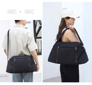 Bolsa de Viaje con Separación para Ropa Seca y Mojada, Personalizable, de Gran Capacidad, Moderna, Deportiva, Ligera y Versátil - Product Image 6