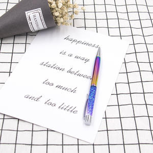 Conjunto de oficina de arcoíris, novedoso y exquisito conjunto de regalo de papelería, forma de corazón, Pin de empuje, forma de <span class=keywords><strong>cisne</strong></span>, Clip de papel, carpeta, Bolígrafo De Metal - Product Image 4