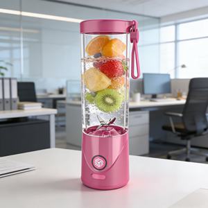 Licuadora Portátil para Auto y Exteriores, 550 ml, con Batería de Larga Duración de 2000 mAh, Libre de BPA, de un Solo Toque, Manos Libres, USB, 6 Cuchillas SUS304, Modo Turbo - Product Image 1