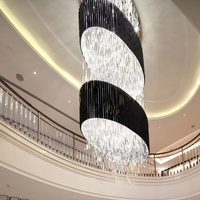 Lustre suspendu en verre artistique moderne ANNO pour escalier de villa duplex