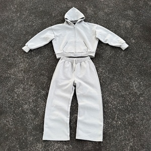 Ensemble de survêtement personnalisé 500 g/m² en molleton épais, sweat à capuche double fermeture éclair et pantalon de jogging ample pour homme - Product Image 1