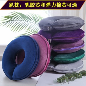 Almohada de masaje en forma de U con soporte para el cuello de espuma viscoelástica para salones de belleza, tamaño estándar con protección patentada - Product Image 3