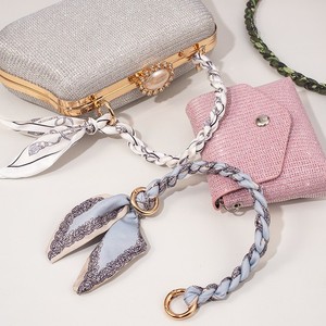 Элегантный светло-голубой шарф с принтом Пейсли плетеный мешок с цепочкой Золотое кольцо Акцент стильные женские аксессуары для украшения сумочки - Product Image 2