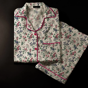 Ensemble de Pyjama de Nuit Personnalisé pour Femmes, 2 Pièces, en Coton Imprimé Floral - Product Image 2