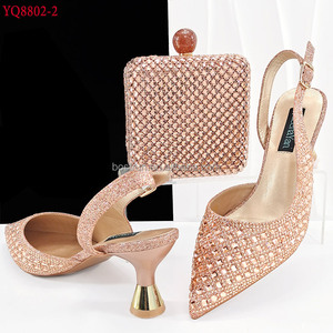 YQ8802, bonitos zapatos de zapatillas italianas de diseño rojo con conjunto de bolso, los últimos zapatos y bolsos de tacón alto africanos con diamantes de imitación para mujer para fiesta - Product Image 5