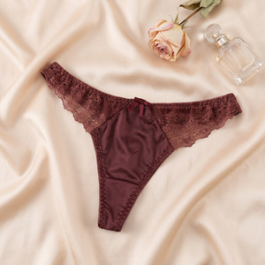 Vente en gros de culottes sexy pour femmes en satin de luxe et dentelle, taille basse, avec nœud décoratif, confortables et de couleur unie - Product Image 3