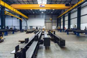 Pont roulant monopoutre avec palan électrique pour entrepôt d'usine intérieur et manutention industrielle - Product Image 2