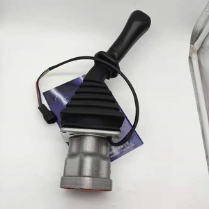 Manette de commande à distance K1000556G K1000556H DX225 DX225LCA, poignée de commande pilote K1000556 K1000556E, valve K1000556H 110925-00464 - Product Image 3