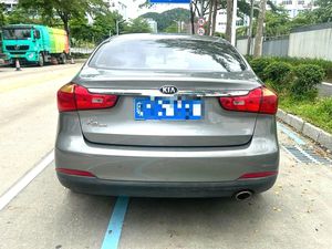 รถยนต์มือสอง Kia K3 ปี 2013 เครื่องยนต์ 1.6 ลิตร เกียร์อัตโนมัติ รถเก๋ง ราคาถูก สำหรับส่งออก - Product Image 4