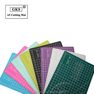 Roze 3-laags Zelfherstellende Pvc-Snijmat Milieuvriendelijk A0-formaat Met Klevende Essentiële Kunstbenodigdheden Roterende Functie - Product Image 4