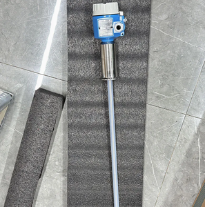 Capteur de niveau industriel Endress Hauser FMI51 avec écran LCD E+H pour des mesures précises, en stock - Product Image 4