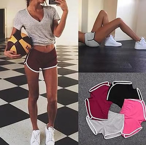 Vêtements de mode pour femmes Shorts d'entraînement amples femmes <span class=keywords><strong>rouge</strong></span> actif <span class=keywords><strong>femme</strong></span> enfants enfant jeunesse acclamation Shorts de sport pour les filles - Product Image 6