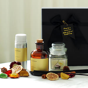 مجموعة هدايا فاخرة من الشموع العطرية الملونة مع ناشر عطر، طقم شموع وناشر زيوت عطرية مخصص - Product Image 3