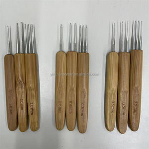 Aiguilles à dreadlocks en bois <span class=keywords><strong>naturel</strong></span>, style 12 3 crochets, <span class=keywords><strong>pour</strong></span> tresser les <span class=keywords><strong>cheveux</strong></span>, vente en gros - Product Image 5