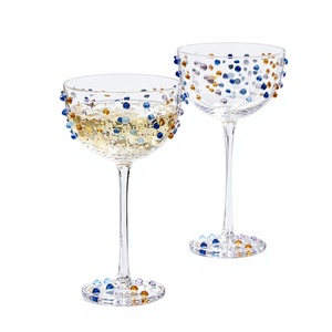 Verres à cocktail transparents en borosilicate faits à la main de 280 ml, sans plomb, coupe Martini, verres à margarita, verrerie de bar réutilisable en gros - Product Image 2