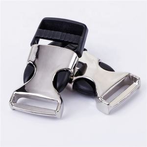 고품질 아연 합금 <span class=keywords><strong>2cm</strong></span> 2.5cm 3.<span class=keywords><strong>2cm</strong></span> 사용자 정의 로고 무거운 조정 가능한 웨빙 사이드 퀵 릴리스 철 버클 가방 개 목걸이 - Product Image 5