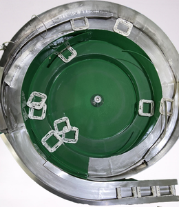 Projeto vibratório do alimentador da bacia com dispositivo giratório para a parte do corpo do soquete - Product Image 1