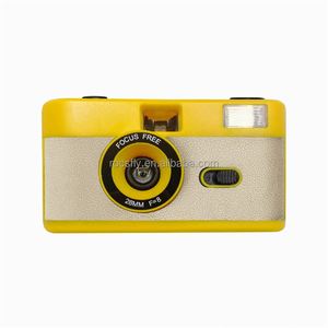 Cámara de Fotos a Color de 35 mm, Reutilizable, con Flash, Retro, de Apuntar y Disparar, para Película 135 - Product Image 1